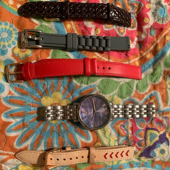 Fossil Watch - Picture 5 of 5